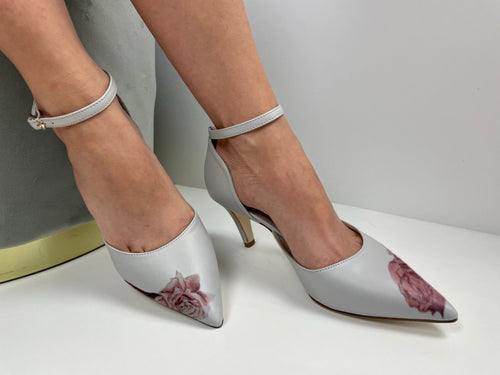 handpainted Italian comfortable gray heels pumps with rose design