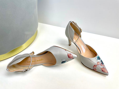 handpainted Italian comfortable gray heels pumps with leaf design