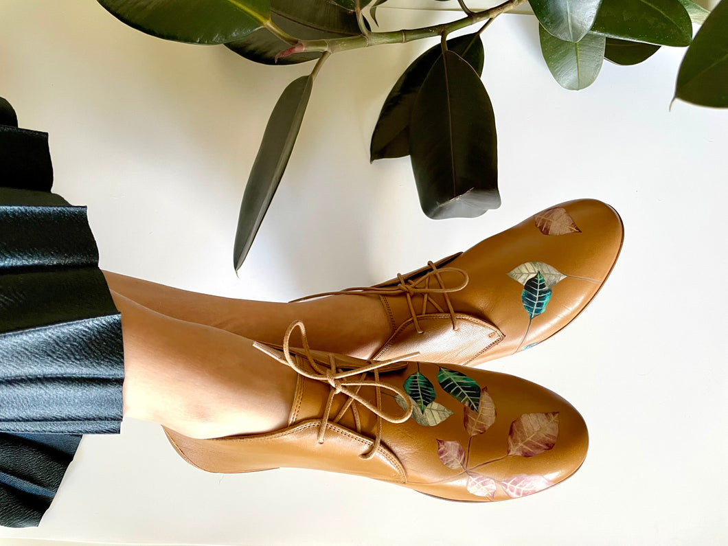 handpainted Italian comfortable cognac chukka boots with leaf design